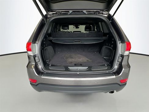 Used 2018 Jeep Grand Cherokee Limited AWD/4WD image 25