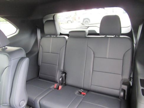 New 2026 GMC Acadia Elevation w/ Black Edition FWD image 32