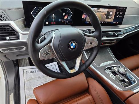 Certified 2024 BMW X7 xDrive40i w/ Parking Assistance Package AWD/4WD image 10