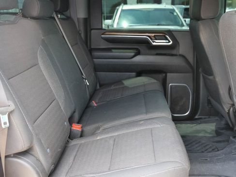 Used 2024 Chevrolet Silverado 2500 LT image 19