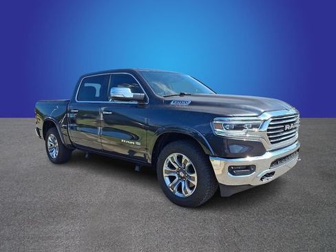 Used 2019 RAM 1500 Limited AWD/4WD image 2