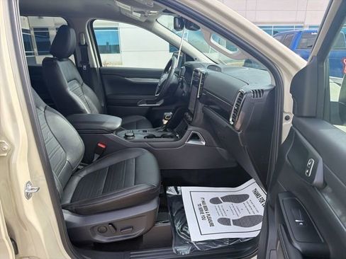 New 2025 Ford Ranger Lariat w/ Trailer Tow Package image 11