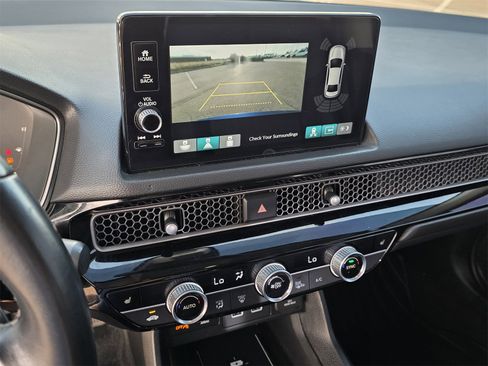 Used 2024 Honda Civic Touring image 14