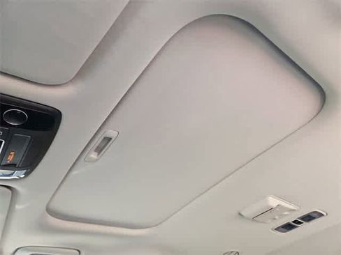 Used 2022 Kia Carnival SX Prestige image 20