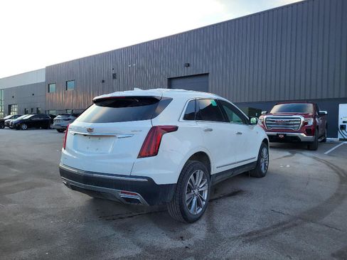 Used 2024 Cadillac XT5 Premium Luxury image 3
