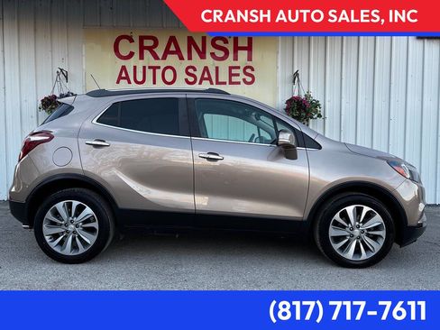 Used 2018 Buick Encore Preferred image 1