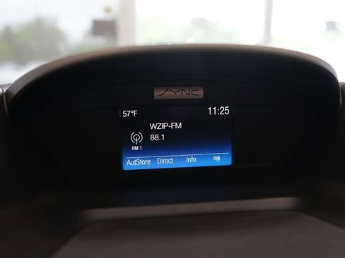 Used 2017 Ford Escape SE w/ SE Cold Weather Package AWD/4WD image 30