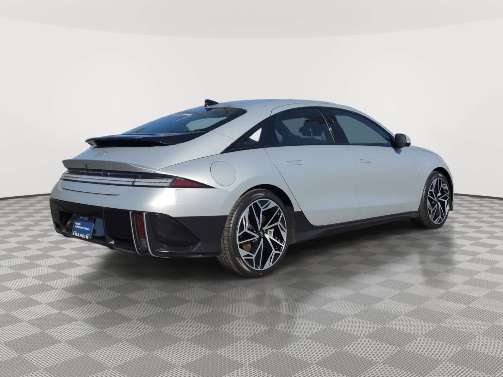 Used 2023 Hyundai Ioniq 6 Limited w/ Cargo Package RWD image 7