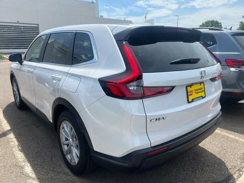 Used 2024 Honda CR-V EX-L image 4