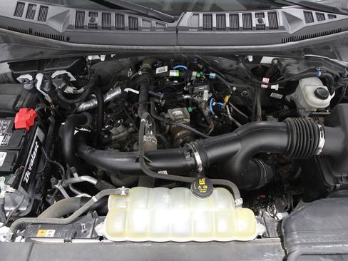 Used 2019 Ford F150 XLT w/ Equipment Group 302A Luxury image 23