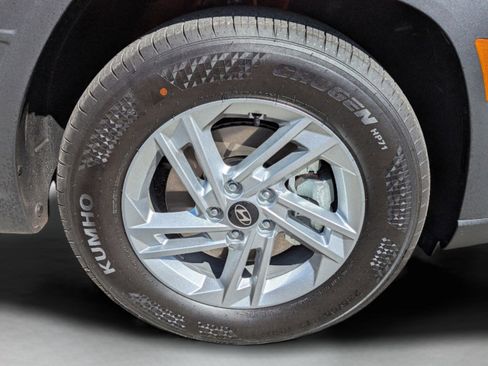 New 2026 Hyundai Tucson SE image 14