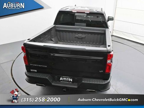 Used 2021 Chevrolet Silverado 1500 LT Trail Boss w/ Convenience Package II image 21