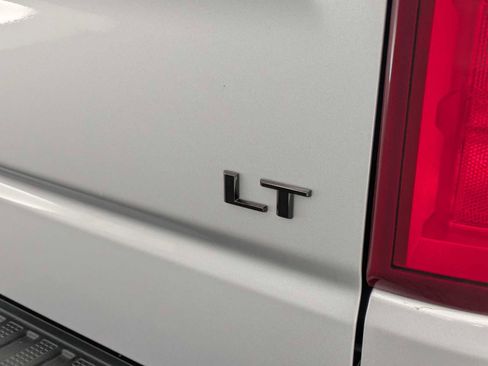 Used 2021 Chevrolet Silverado 1500 LT Trail Boss w/ Bed Protection Package AWD/4WD image 12