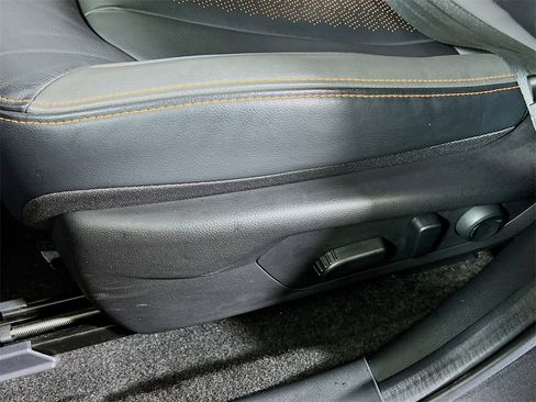 Certified 2025 Subaru Crosstrek 2.5i Limited w/ Popular Package #3A image 18