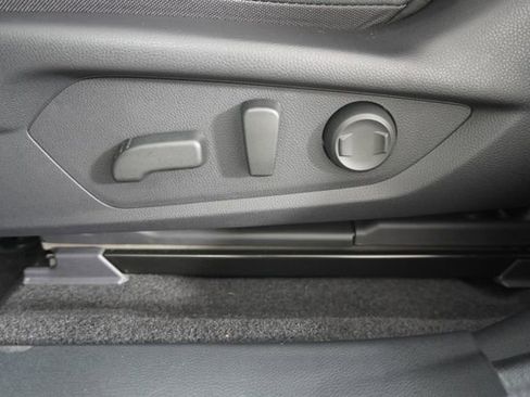 Used 2024 Subaru Crosstrek 2.5i Wilderness w/ Crosstrek Mirror Package AWD/4WD image 19