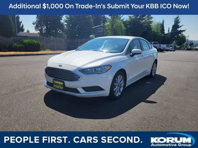 Used 2017 Ford Fusion SE w/ Fusion SE Technology Package