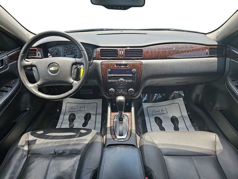 Used 2013 Chevrolet Impala LTZ FWD image 13