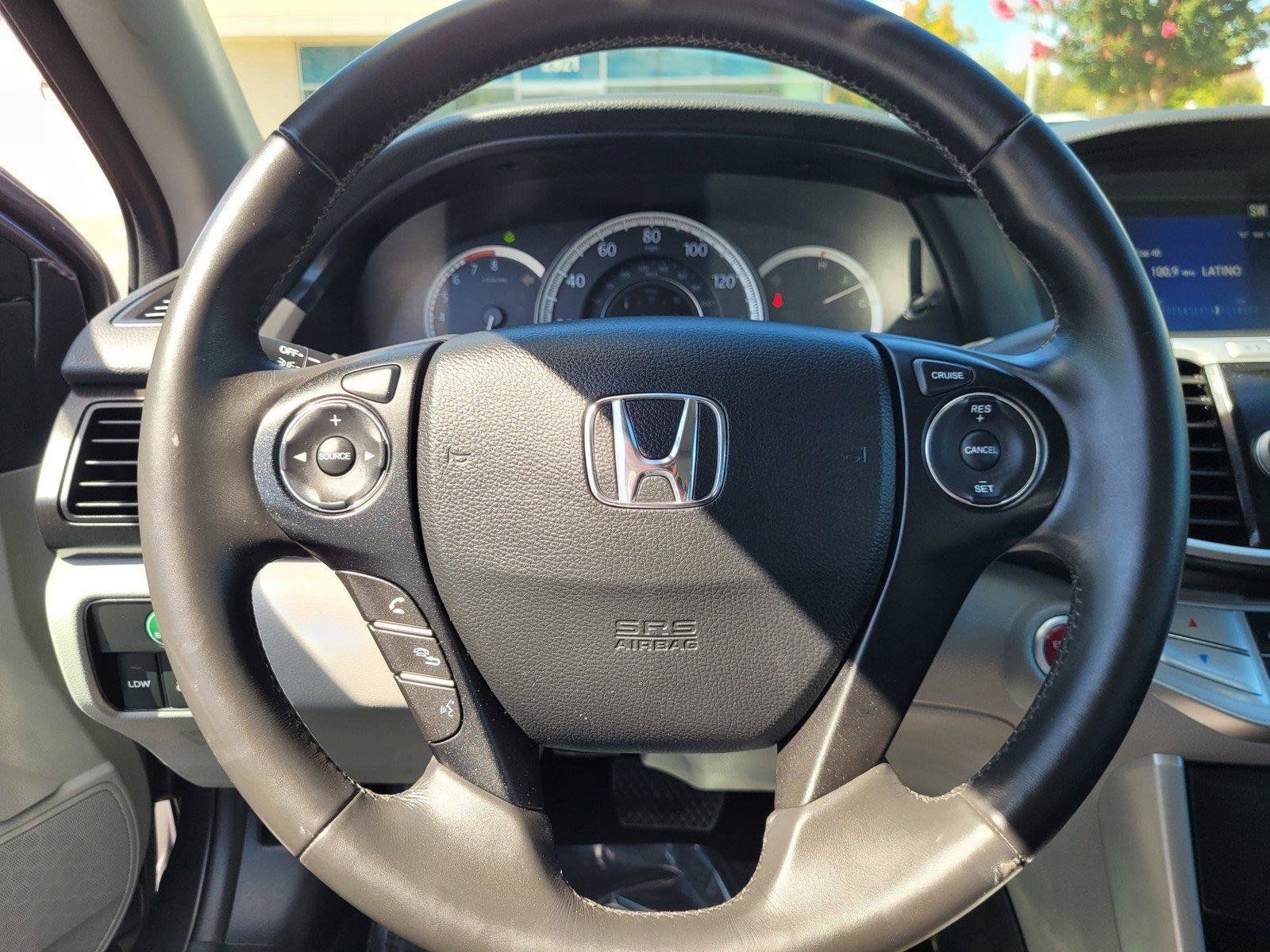 Used 2015 Honda Accord EX-L image 34
