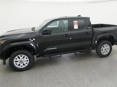 New 2025 Toyota Tacoma SR5 image 35