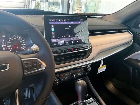 New 2026 Jeep Compass Limited image 13