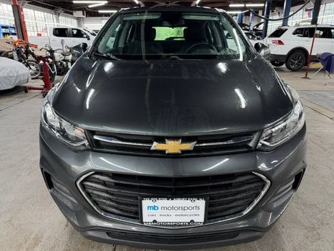 Used 2019 Chevrolet Trax LS FWD image 5