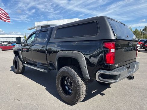 Used 2022 Chevrolet Silverado 2500 LTZ image 3