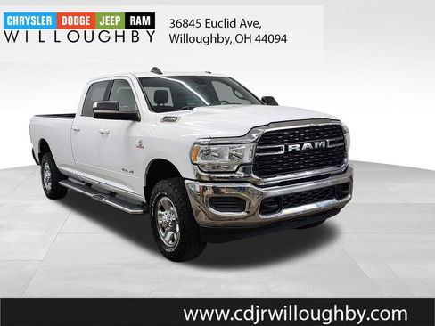 Used 2022 RAM 3500 Big Horn AWD/4WD image 3