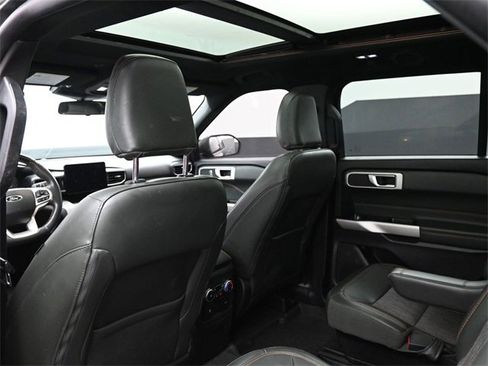 Used 2022 Ford Explorer Timberline image 17