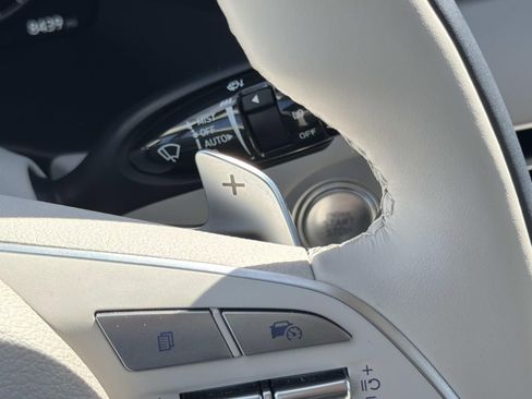 Certified 2025 Hyundai Palisade Calligraphy FWD image 31