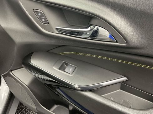 Certified 2025 Chevrolet Trax ACTIV FWD image 22