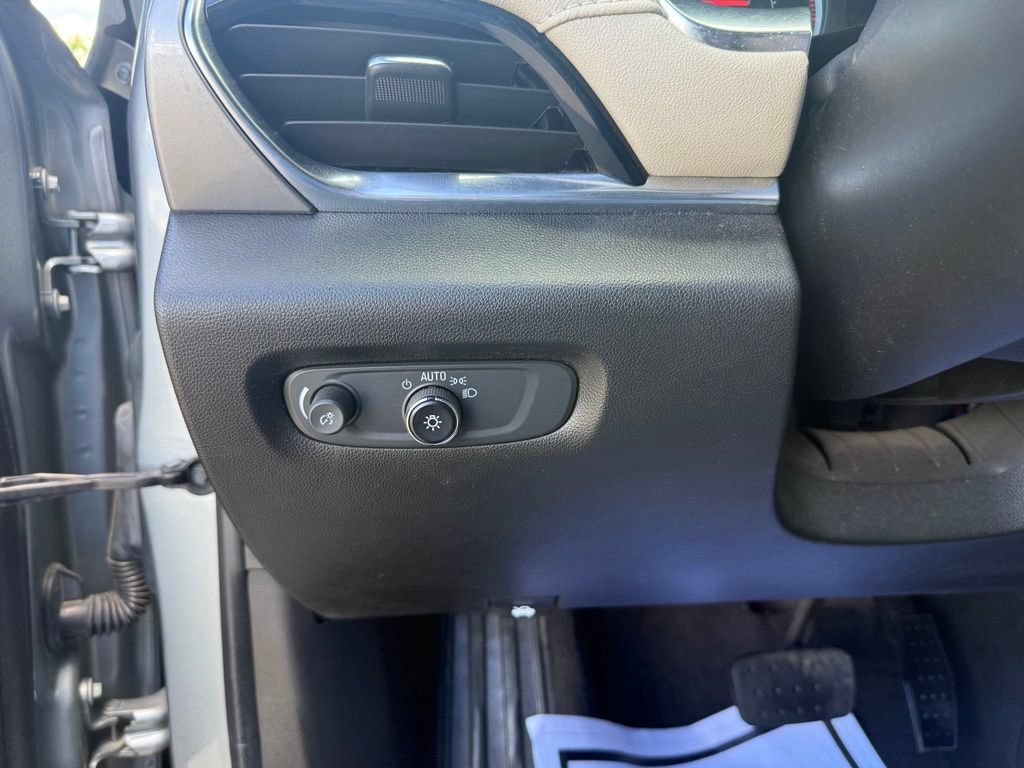 Used 2023 Chevrolet Traverse LS w/ Safety Package FWD image 34