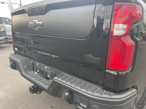 Used 2024 Chevrolet Silverado 1500 ZR2 w/ ZR2 Bison Edition image 31