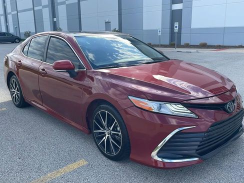 Used 2023 Toyota Camry XLE w/ Navigation Package AWD/4WD image 4