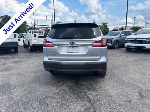 Used 2021 Subaru Ascent Touring w/ Popular Package #2 AWD/4WD image 4