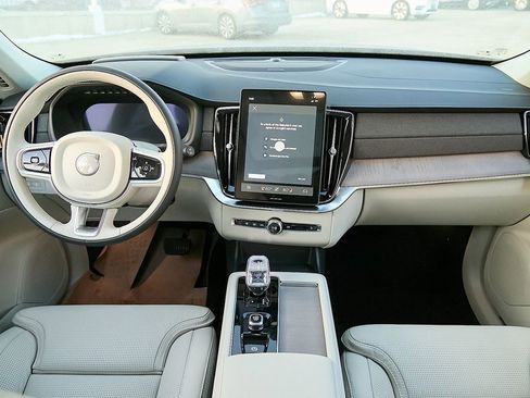 New 2026 Volvo XC90 T8 Ultra image 24