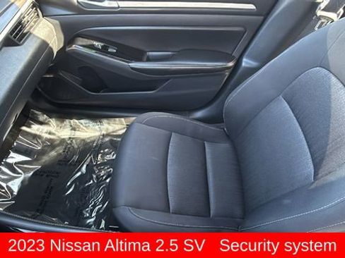 Used 2023 Nissan Altima 2.5 SV image 12