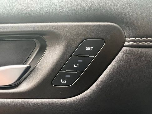New 2026 Nissan Pathfinder Platinum AWD/4WD image 29