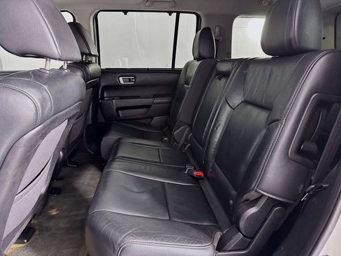 Used 2015 Honda Pilot Touring image 18
