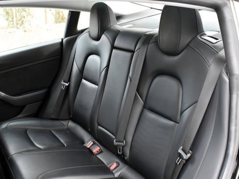 Used 2022 Tesla Model 3 Long Range image 20