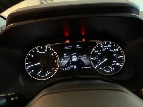 Used 2025 Nissan Rogue SV FWD image 41
