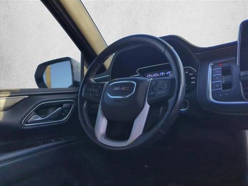 Used 2021 GMC Yukon SLT w/ SLT Luxury Package image 29