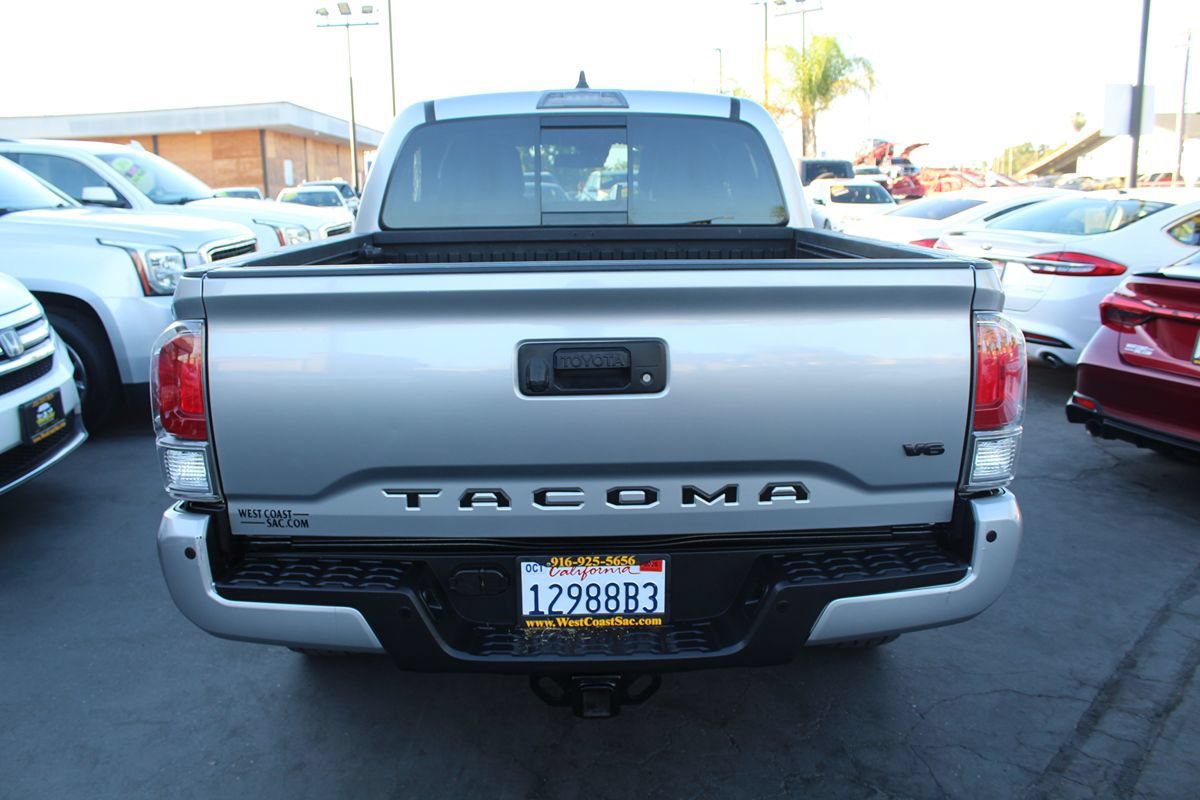 Used 2021 Toyota Tacoma TRD Sport w/ Technology Package AWD/4WD image 6