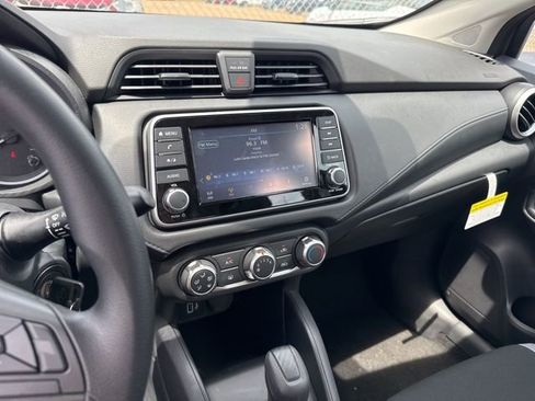 Certified 2025 Nissan Versa S w/ Trunk Package FWD image 9