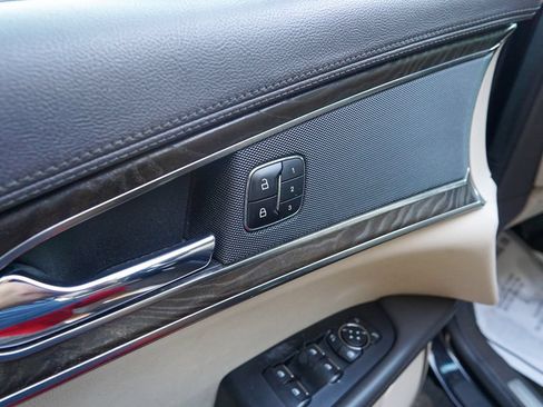 Used 2019 Lincoln Nautilus Select FWD image 19