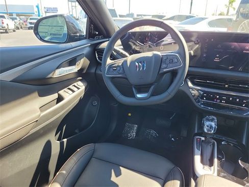 New 2026 Buick Envista Avenir image 10