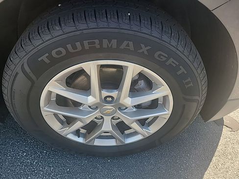 Used 2022 Chevrolet Equinox LT image 13