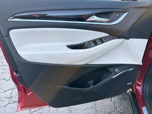 Used 2022 Buick Enclave Essence w/ Experience Buick Package image 23