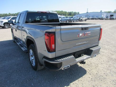New 2026 GMC Sierra 1500 Denali AWD/4WD image 9