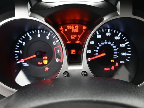 Used 2014 Nissan Juke S FWD image 19
