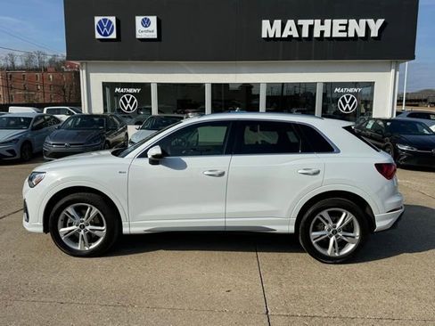 Used 2024 Audi Q3 2.0T Premium image 2